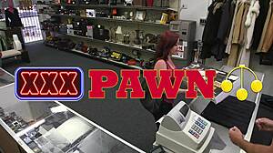 The dilettante amateur starts by sucking the cock roughly, then opens her pussy for fucking