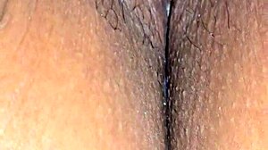 Cierra La Masturbación Con Perrito Y Cum En Mi Trasero!