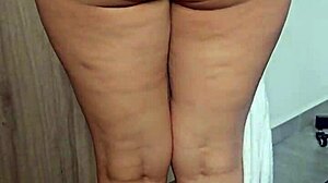 Friend with big ass borrows bathroom, guess how it ends with a creampie! 😜