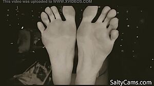 hey lick my toes lover asl 😘