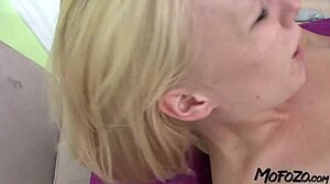 Mofozo.com - Blonde amateur takes cum on pussy
