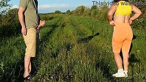 Outdoors risky sex with nympho stranger 😏