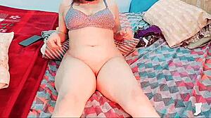 sobia’s big ass stepmom roleplay is pure fire 🔥