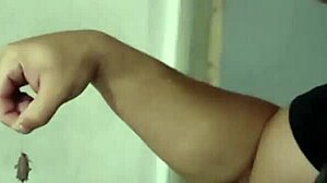 Is This How You Troll Your Girlfriend In The New House?