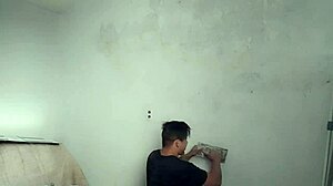 Is This How You Troll Your Girlfriend In The New House?