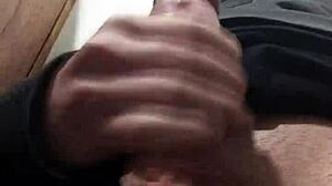 i look at you while i masturbate and cum on the camera, sexy solo