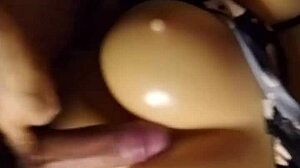 ven hijastra shows off her big, firm breasts for playtime