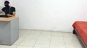 Stepsister makes me horny