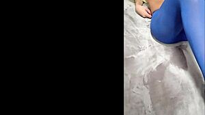 Hey, sexy Laura is in heels, waiting to get fucked hard! 😏