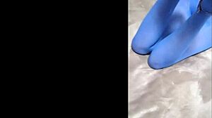 Hey, sexy Laura is in heels, waiting to get fucked hard! 😏