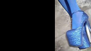 Hey, sexy Laura is in heels, waiting to get fucked hard! 😏