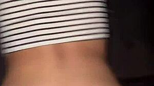 Follando linda flaca culona mientras habla con novio