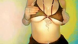 big boobs preciosas get massaged and masturbated