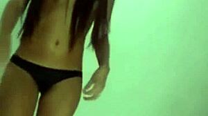 Rosmeri Marval dancing topless, damn that’s hot! 🔥