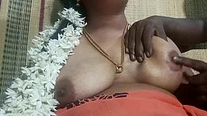 My girlfriend's pussy gets fucked!