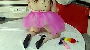 Vivi Guedez rides rough in motel voyeur scene