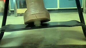 Big Hankeys Dildo On Bouncy Sex Chair For Solo Play