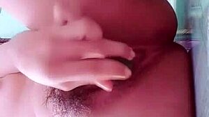 i creampie myself during vip masturbation