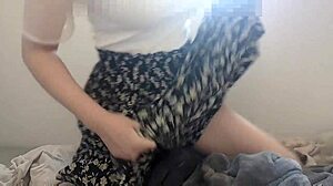 couldn't stop urges, did sweet onanism on blanket 😍