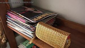 Zhang Xiaoyu Shows Off Hot Chinese Pussy in FX Clip