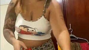 Exhibitionist Shares Flashing Desire Today