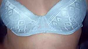 Madre Pervertida Enters Room Secretly To Enjoy Touching Body And Plays With Exciting Dick Admiring Tits And Perfect Body Of Mamiflorecita