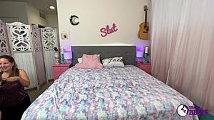 Thick Redhead Curvy Mary Loves Cuckold Action