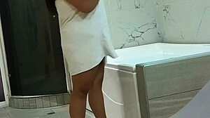 Hey, wanna join me for hot sex in the motel jacuzzi with the receptionist?