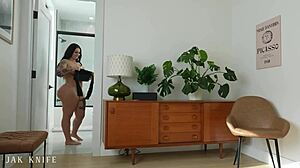 Can Roxanne Roselle swallow your dick like this?