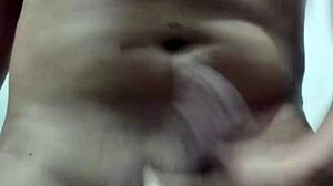 Hijab girl explodes in video call sex