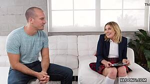 Don't you crave tight 18+ stepsister Zelda Morrison's body?