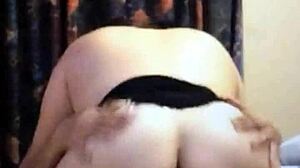 WIFE MOANS LOUD IN DOUBLE PENETRATION