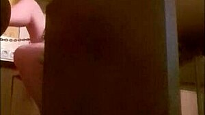 Humiliate my slave with golden shower