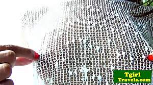 Cambodian ladyboy nit plays with herself!