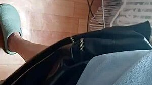 Risky office masturbation with my lesbian colleague