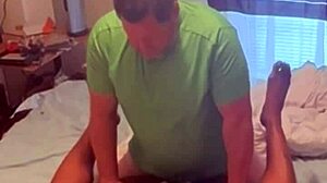 Homemade amateur ebony next door neighbor came to fuck