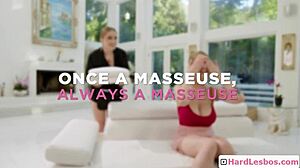 Stunning Blonde Reveal Her Amazing Big Natural Boobs