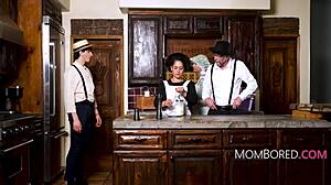 Young men never seen pussy? I volunteer