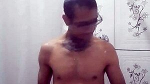 Leaked Solo Video Showing Off To Neighborhood Slut