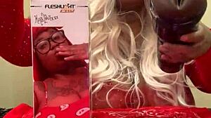 Spreading Pussy Wide Open For All To See In 2025