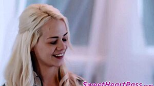 Handsome lesbian milf spreads legs for wild pussy licking