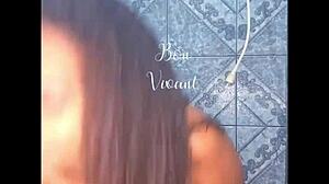 Ebony webcam performer with big ass