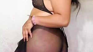 Wow, solo fetish with stockings on a curvy Mexican BBW!