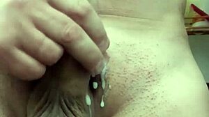 Alex from Sweetlightcouple says 'watch me jerk off and cum'