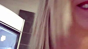 on baise le coach sportif avec ma pote