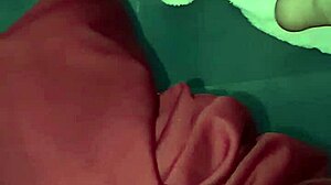 Warming up her wet pussy with a hairdryer in toilet play