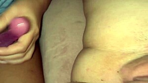 I enjoy lesbian oral sex with curvy women.