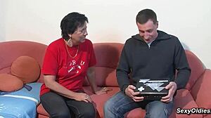 Big cock guy bangs German mature in reverse cowgirl