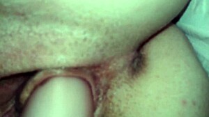 Joice's Pussy Orgasm With Vibrator Toys