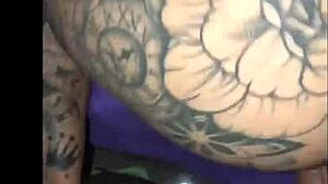 Comi bem gostoso enquanto o namorado corno filmava